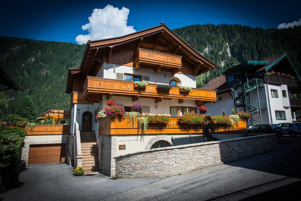 Moroder Haus Hotel ไมย์อาโฮเฟิน ภายนอก รูปภาพ