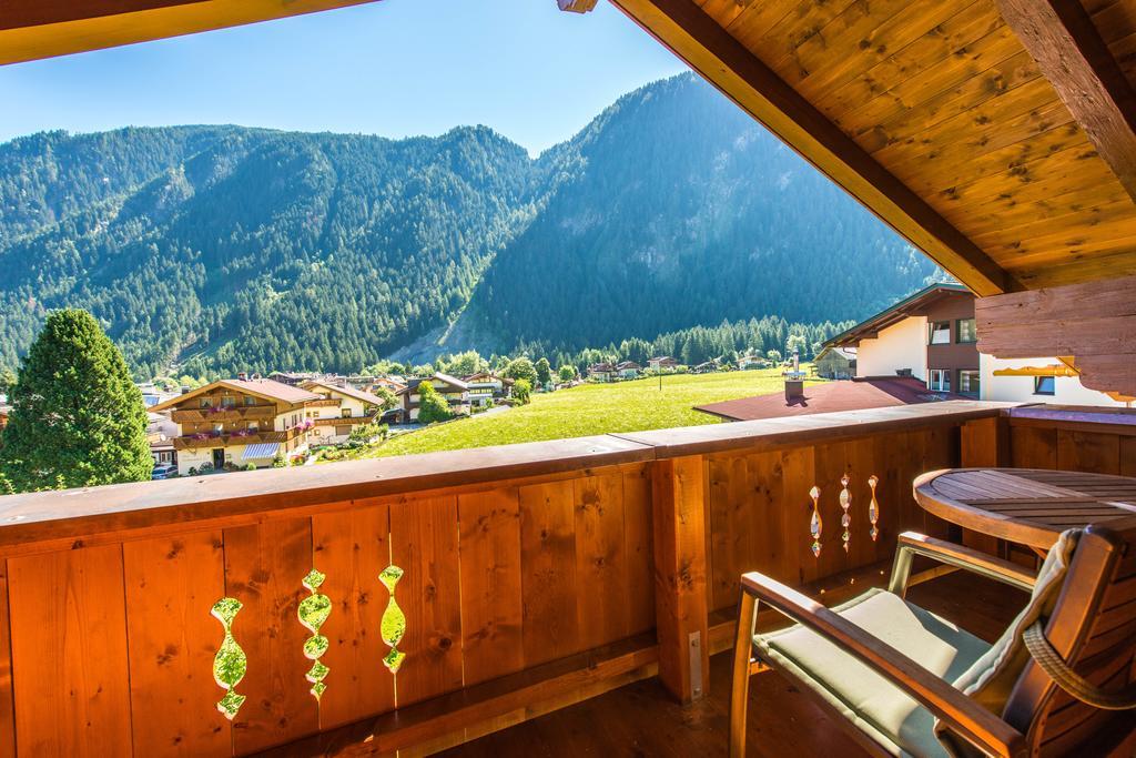 Moroder Haus Hotel ไมย์อาโฮเฟิน ภายนอก รูปภาพ