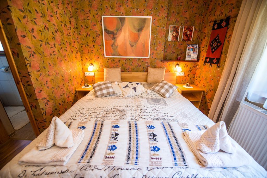 Moroder Haus Hotel ไมย์อาโฮเฟิน ภายนอก รูปภาพ