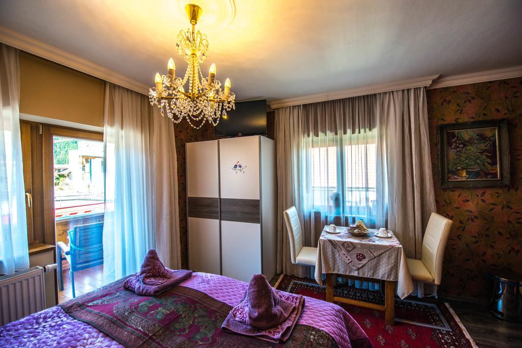 Moroder Haus Hotel ไมย์อาโฮเฟิน ภายนอก รูปภาพ