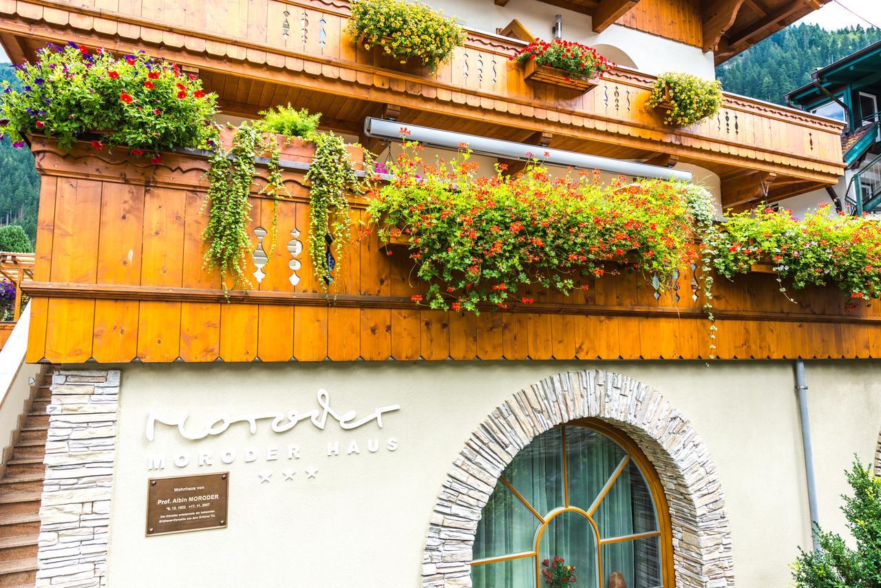 Moroder Haus Hotel ไมย์อาโฮเฟิน ภายนอก รูปภาพ