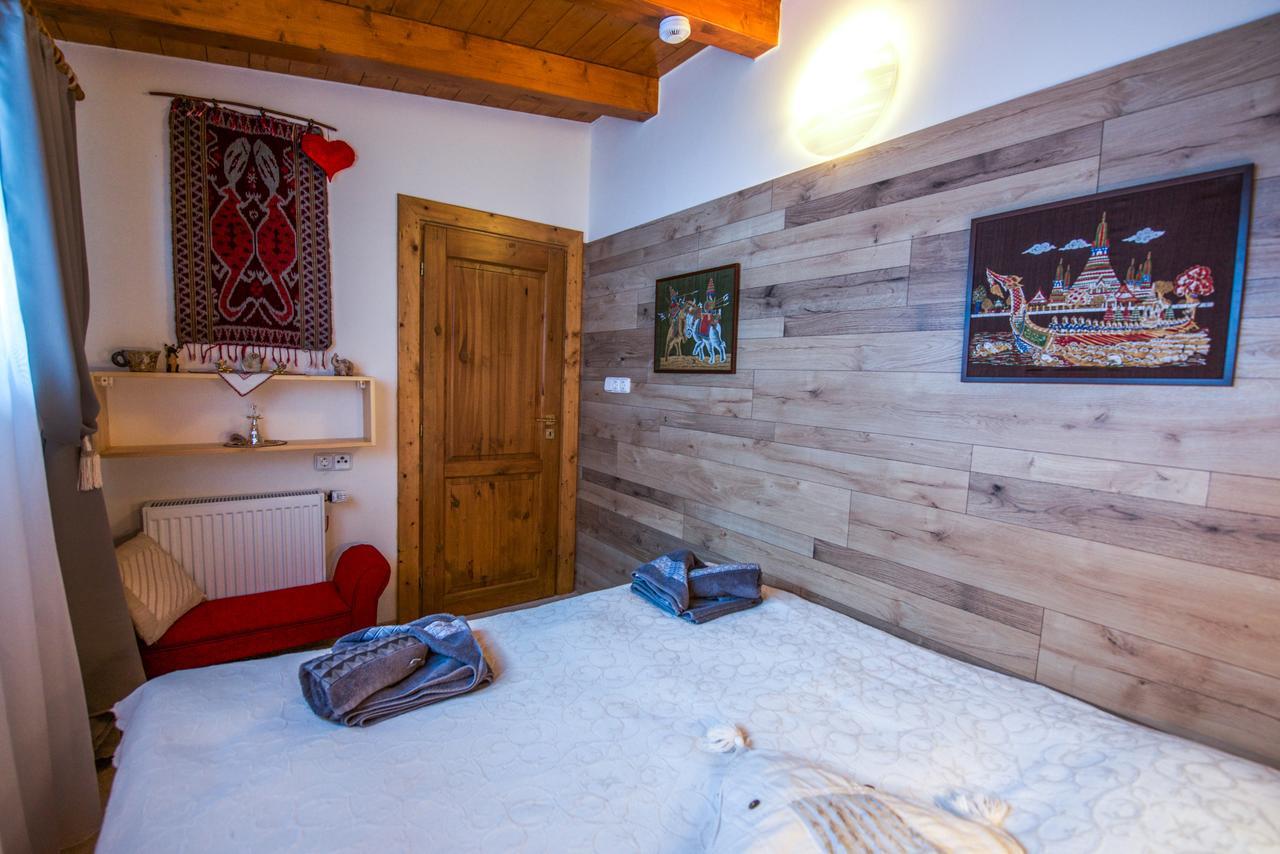 Moroder Haus Hotel ไมย์อาโฮเฟิน ภายนอก รูปภาพ